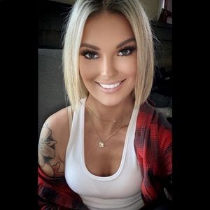 Meet your Posher, Krystal